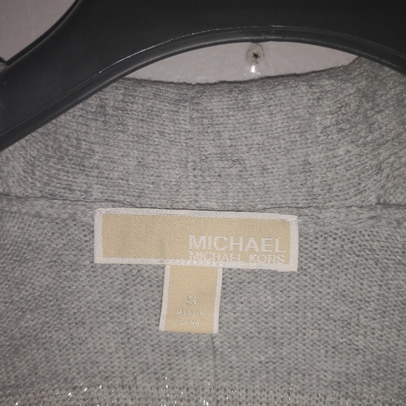 Cardigan - Picture 6 of 9